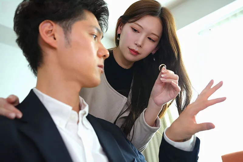 Vợ yêu đi đi chơi, chồng yêu ở nhà bị nhỏ em vợ yêu gạ phang không trượt phát nào